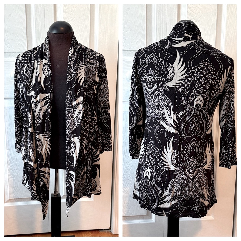 Zen Knits Black and Cream Lotus Kimono Cardigan